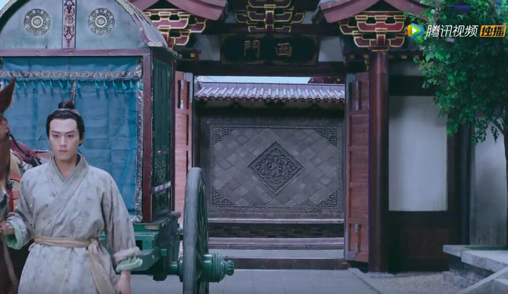 热剧《大唐荣耀》中的唐语砖雕影壁